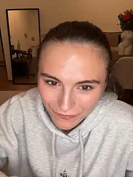 SophiiaStarr online show from October 2025 07:37:02 PM