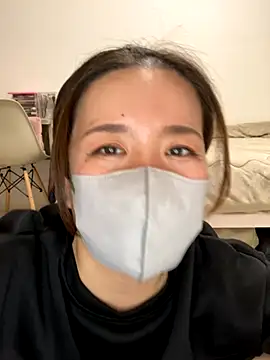 Snapshot of NATSUMI00 chatting on November 2025 03:34:02 PM NATSUMI00 online show from November 2025 03:34:02 PM