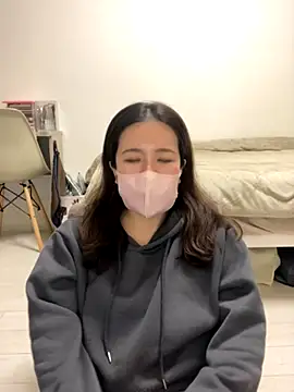 Snapshot of NATSUMI00 chatting on November 2025 03:35:01 PM NATSUMI00 online show from November 2025 03:35:01 PM