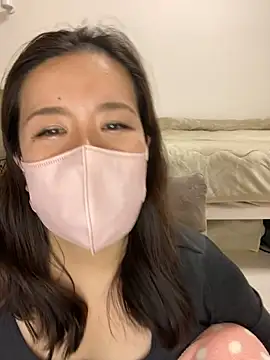 Snapshot of NATSUMI00 chatting on December 2025 03:10:01 PM NATSUMI00 online show from December 2025 03:10:01 PM