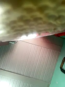 Snapshot of True_Di chatting on September 2025 06:07:01 PM True Di online show from September 2025 06:07:01 PM