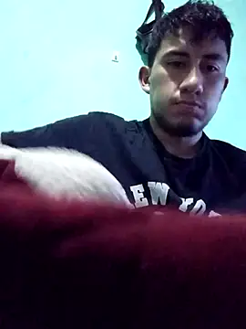 Snapshot of True_Di chatting on September 2025 01:27:01 AM True Di online show from September 2025 01:27:01 AM