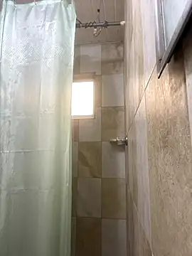 Snapshot of True_Di chatting on September 2025 01:43:02 PM True Di online show from September 2025 01:43:02 PM