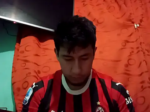 Snapshot of True_Di chatting on October 2025 02:21:02 AM True Di online show from October 2025 02:21:02 AM