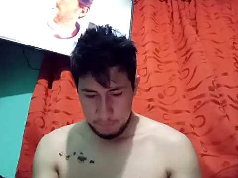 Snapshot of True_Di chatting on October 2025 01:28:01 AM True Di online show from October 2025 01:28:01 AM