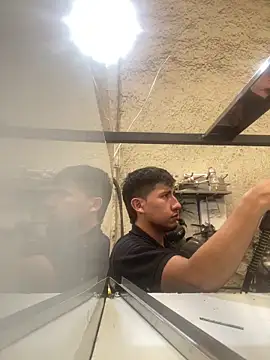 Snapshot of True_Di chatting on October 2025 04:00:01 PM True Di online show from October 2025 04:00:01 PM