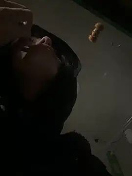 XBODTRIIPX online show from December 2025 04:08:01 AM