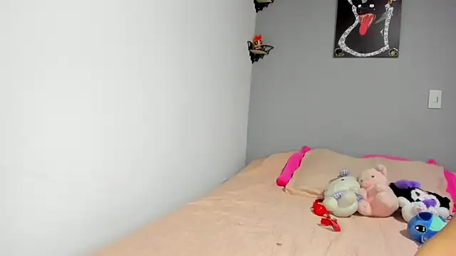 XBODTRIIPX online show from April 2026 02:04:02 AM