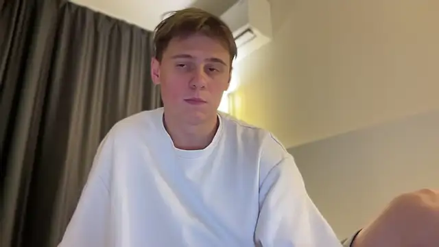 Snapshot of Tyler_Garner chatting on October 2025 05:47:02 PM Tyler Garner online show from October 2025 05:47:02 PM