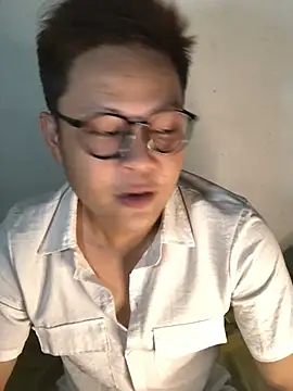 Snapshot of datnguyenvn chatting on July 2026 10:52:02 AM datnguyenvn online show from July 2026 10:52:02 AM