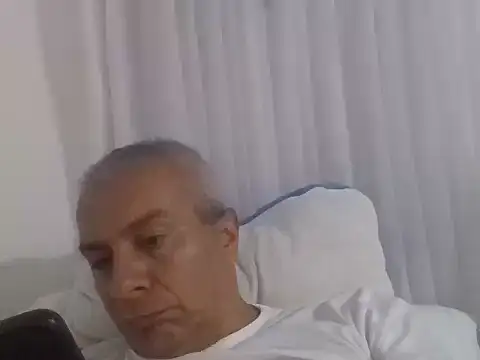 Snapshot of ALFRERM chatting on October 2025 01:02:02 AM ALFRERM online show from October 2025 01:02:02 AM