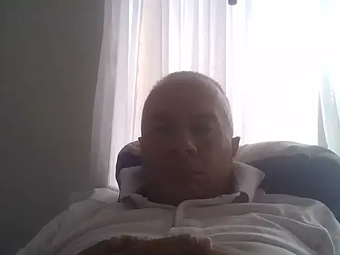 Snapshot of ALFRERM chatting on October 2025 06:25:02 PM ALFRERM online show from October 2025 06:25:02 PM