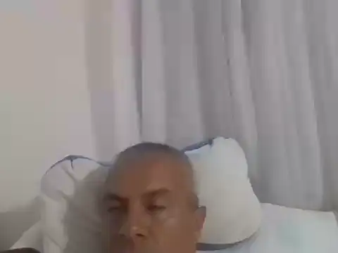 Snapshot of ALFRERM chatting on November 2025 01:39:01 AM ALFRERM online show from November 2025 01:39:01 AM