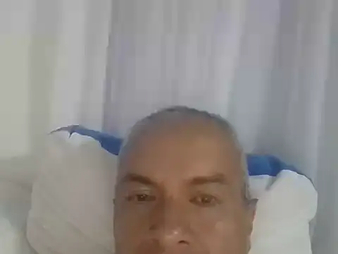 Snapshot of ALFRERM chatting on November 2025 12:42:02 AM ALFRERM online show from November 2025 12:42:02 AM