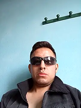 Snapshot of aczinovelez342 chatting on October 2025 05:02:02 PM aczinovelez342 online show from October 2025 05:02:02 PM