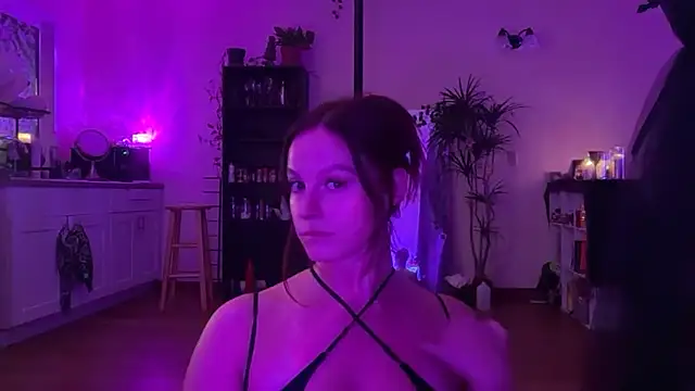 Snapshot of 7theSorceress chatting on October 2025 06:05:02 AM 7theSorceress online show from October 2025 06:05:02 AM