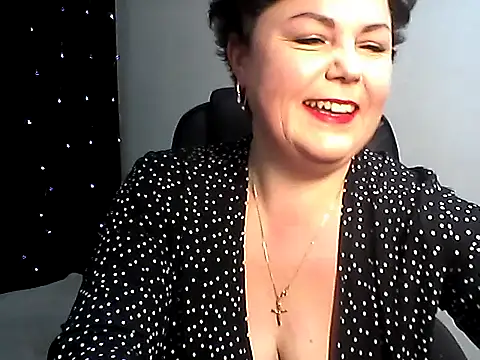 Snapshot of EllaLove2277 chatting on January 2026 04:45:02 PM EllaLove2277 online show from January 2026 04:45:02 PM