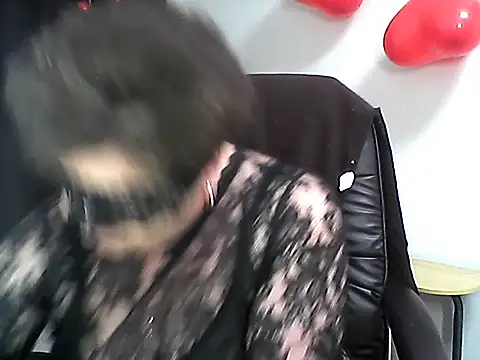 Snapshot of EllaLove2277 chatting on February 2026 11:51:01 AM EllaLove2277 online show from February 2026 11:51:01 AM