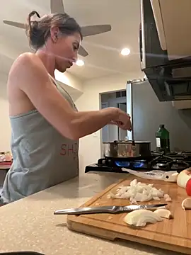 Snapshot of NurseStephania chatting on September 2025 06:53:02 PM NurseStephania online show from September 2025 06:53:02 PM