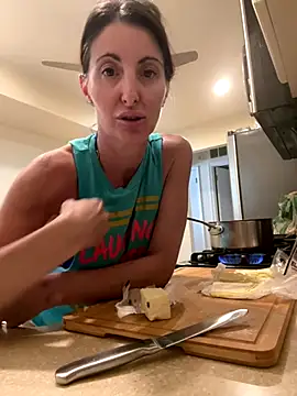 Snapshot of NurseStephania chatting on September 2025 09:27:01 PM NurseStephania online show from September 2025 09:27:01 PM