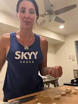 Snapshot of NurseStephania chatting on September 2025 12:34:01 AM NurseStephania online show from September 2025 12:34:01 AM