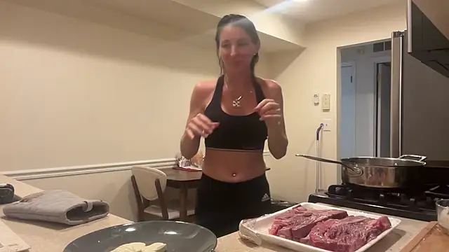 Snapshot of NurseStephania chatting on October 2025 12:07:01 AM NurseStephania online show from October 2025 12:07:01 AM