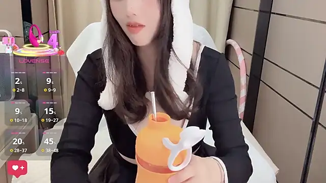  Ling Ling online show from November 2025 12:38:01 PM