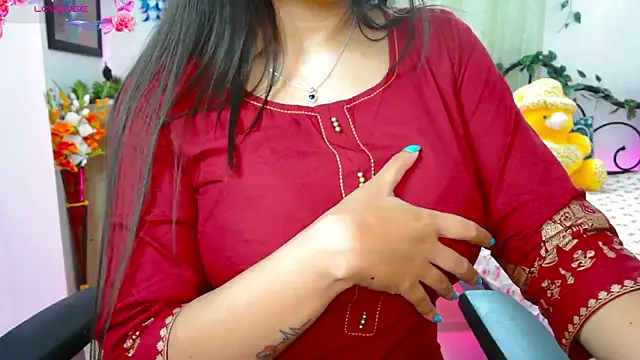 WildDimpi 0 online show from November 2025 05:58:02 PM