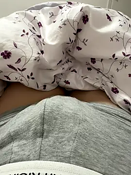 Snapshot of JJ_131 chatting on September 2025 05:12:02 PM JJ 131 online show from September 2025 05:12:02 PM