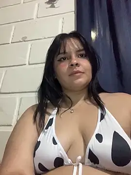 Snapshot of SweetKimi_ chatting on October 2025 02:51:02 AM SweetKimi  online show from October 2025 02:51:02 AM