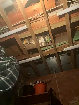 Snapshot of Johnclips2 chatting on October 2025 03:05:01 AM Johnclips2 online show from October 2025 03:05:01 AM