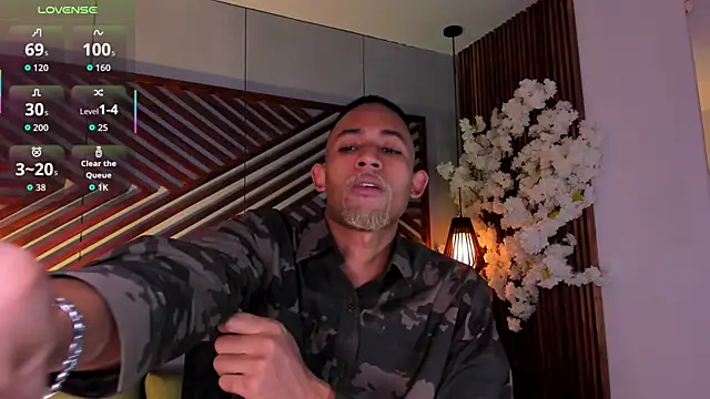 B Wild online show from November 2025 04:51:02 AM