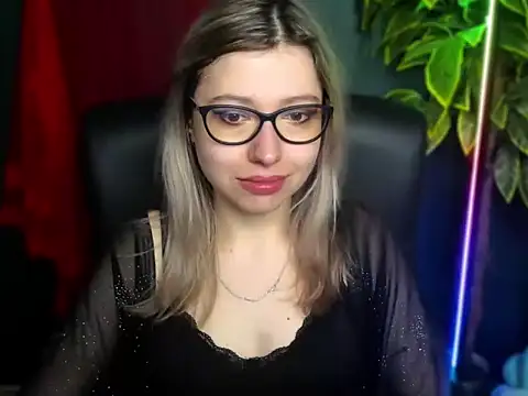 loveHeidi online show from March 2026 04:24:04 AM