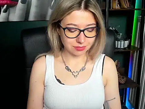 loveHeidi online show from July 2026 04:29:01 AM