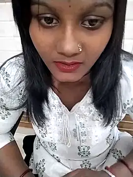 Snapshot of Rashmi_Pathak chatting on November 2025 11:10:02 AM Rashmi Pathak online show from November 2025 11:10:02 AM