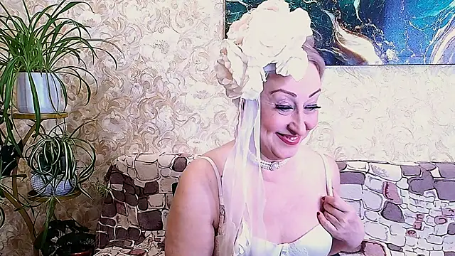  Sara  Smith  online show from March 2026 10:41:01 AM