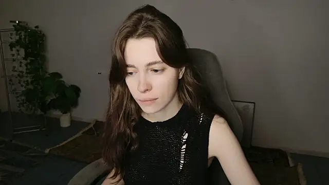 Snapshot of Yoka_paradoXXX chatting on November 2025 05:18:02 AM Yoka paradoXXX online show from November 2025 05:18:02 AM