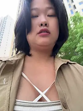 Fengbaby-555 online show from April 2026 02:51:02 AM