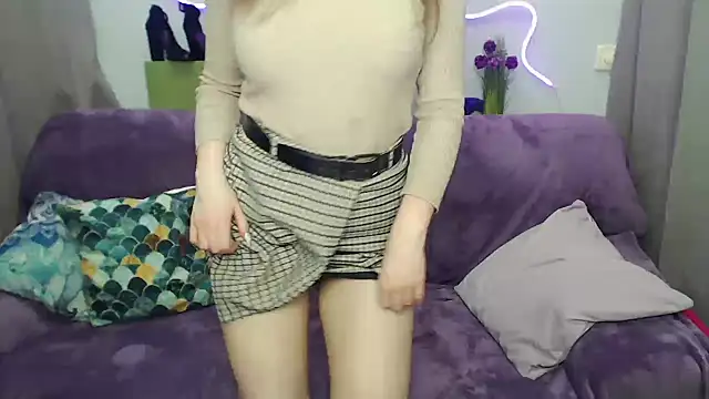 Snapshot of GloriyaDre chatting on December 2025 05:53:02 PM GloriyaDre online show from December 2025 05:53:02 PM