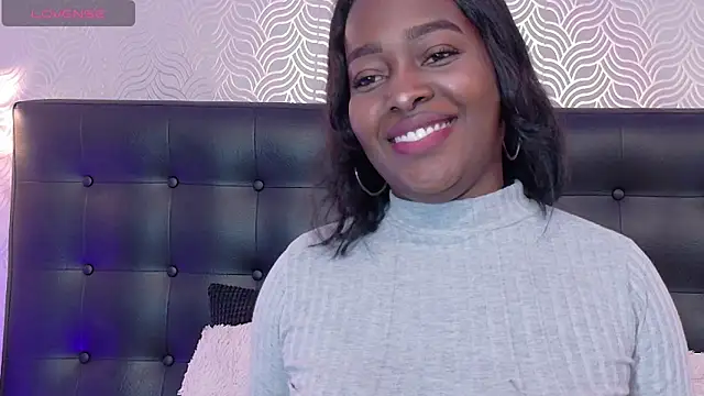 Snapshot of NaiaraMasson_ chatting on November 2025 12:28:02 PM NaiaraMasson online show from November 2025 12:28:02 PM