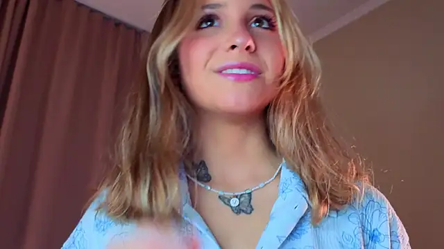 LoveSeekins online show from April 2026 07:18:01 PM