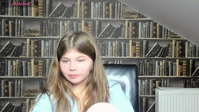 Snapshot of Lilly_Jess chatting on November 2025 07:37:01 PM Lilly Jess online show from November 2025 07:37:01 PM