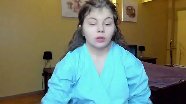 Snapshot of Lilly_Jess chatting on November 2025 08:14:01 PM Lilly Jess online show from November 2025 08:14:01 PM