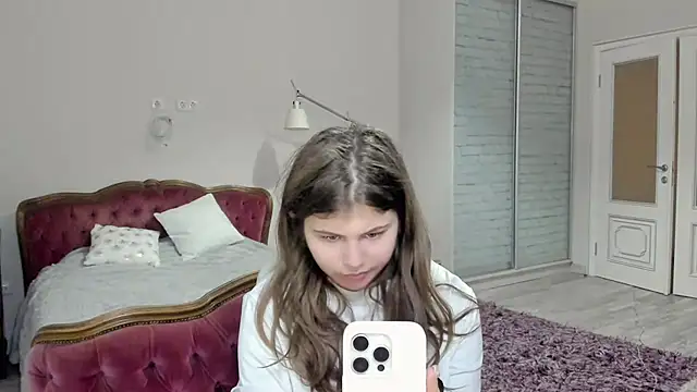 Snapshot of Lilly_Jess chatting on November 2025 07:38:01 PM Lilly Jess online show from November 2025 07:38:01 PM