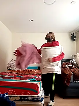 kittymutant99 online show from December 2025 05:29:02 PM