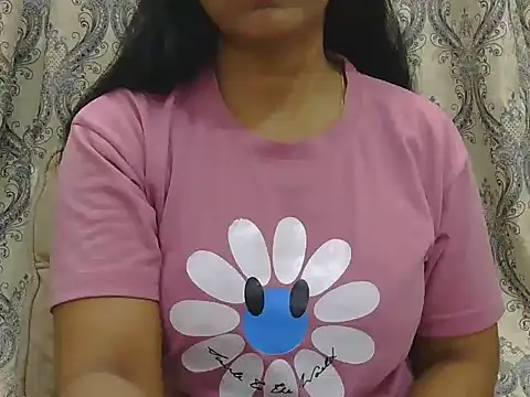 MISS SOMIYA online show from December 2025 05:20:02 PM