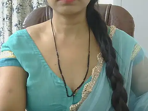 MISS SOMIYA online show from April 2026 05:47:02 PM