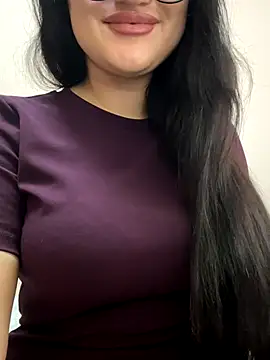 Snapshot of Molly-molly- chatting on November 2025 10:59:02 AM Molly-molly- online show from November 2025 10:59:02 AM