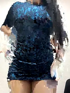 Snapshot of Molly-molly- chatting on November 2025 12:20:01 PM Molly-molly- online show from November 2025 12:20:01 PM