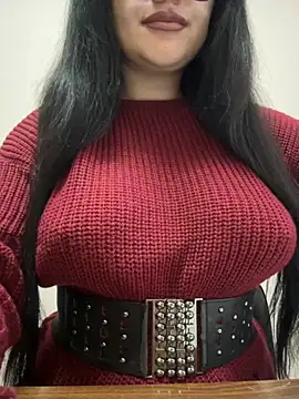 Snapshot of Molly-molly- chatting on November 2025 07:30:01 AM Molly-molly- online show from November 2025 07:30:01 AM